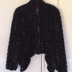 Jack BB Dakota-Black faux fur jacket - BRAND NEW - WITH TAGS - Small